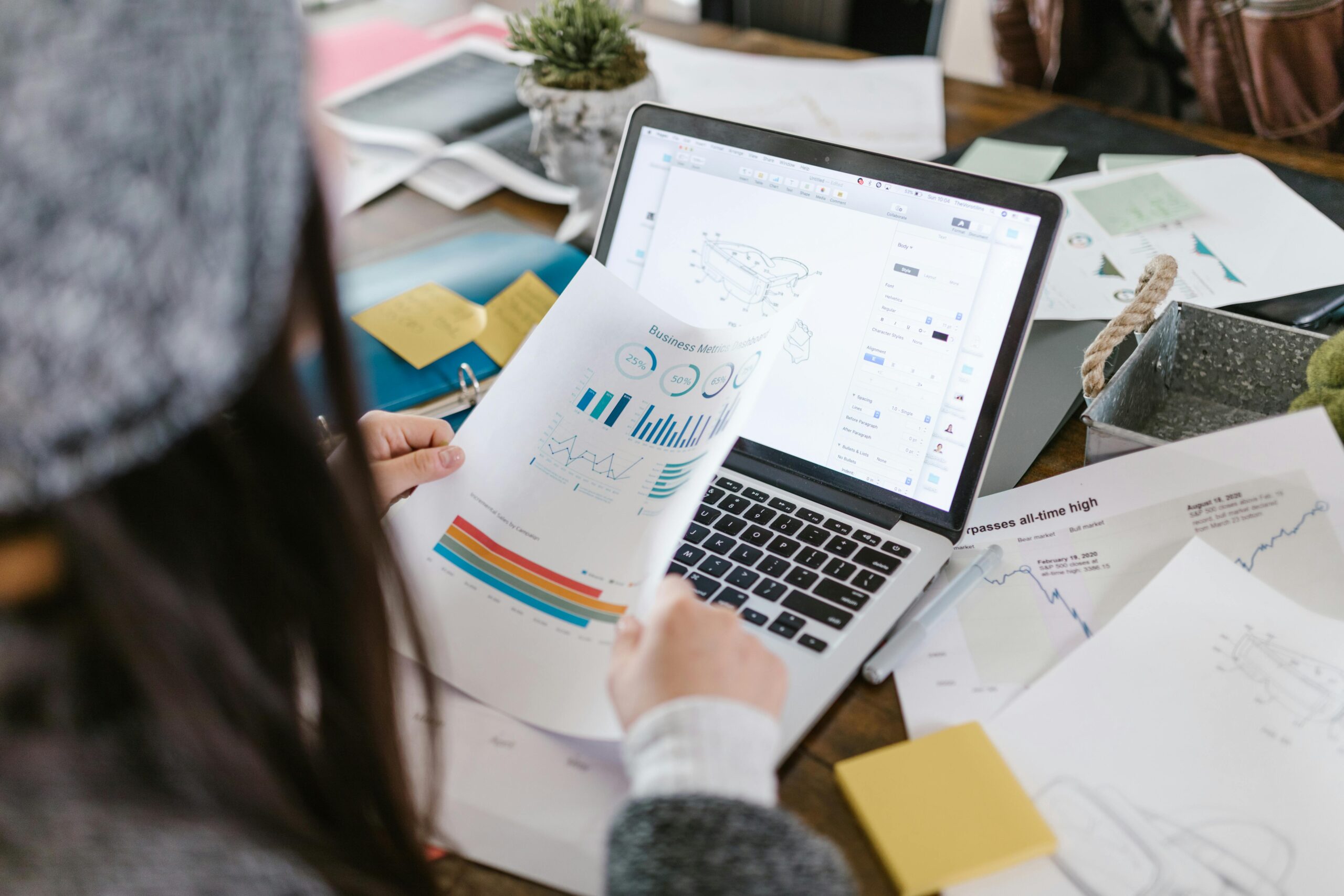 Closeup of reports and charts prepared by Varspecs B2B SEO agency